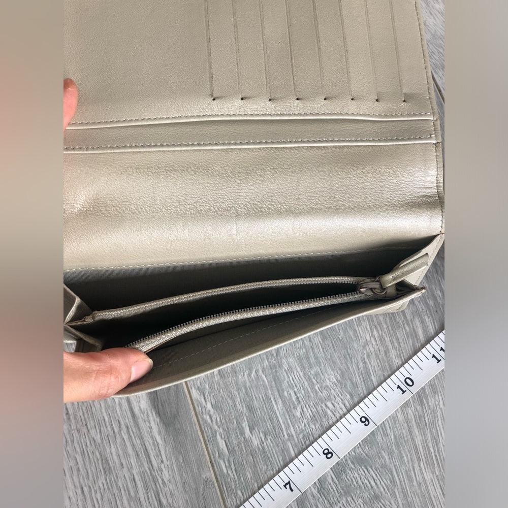 Authentic Chanel Wallet - Picture 8 of 16